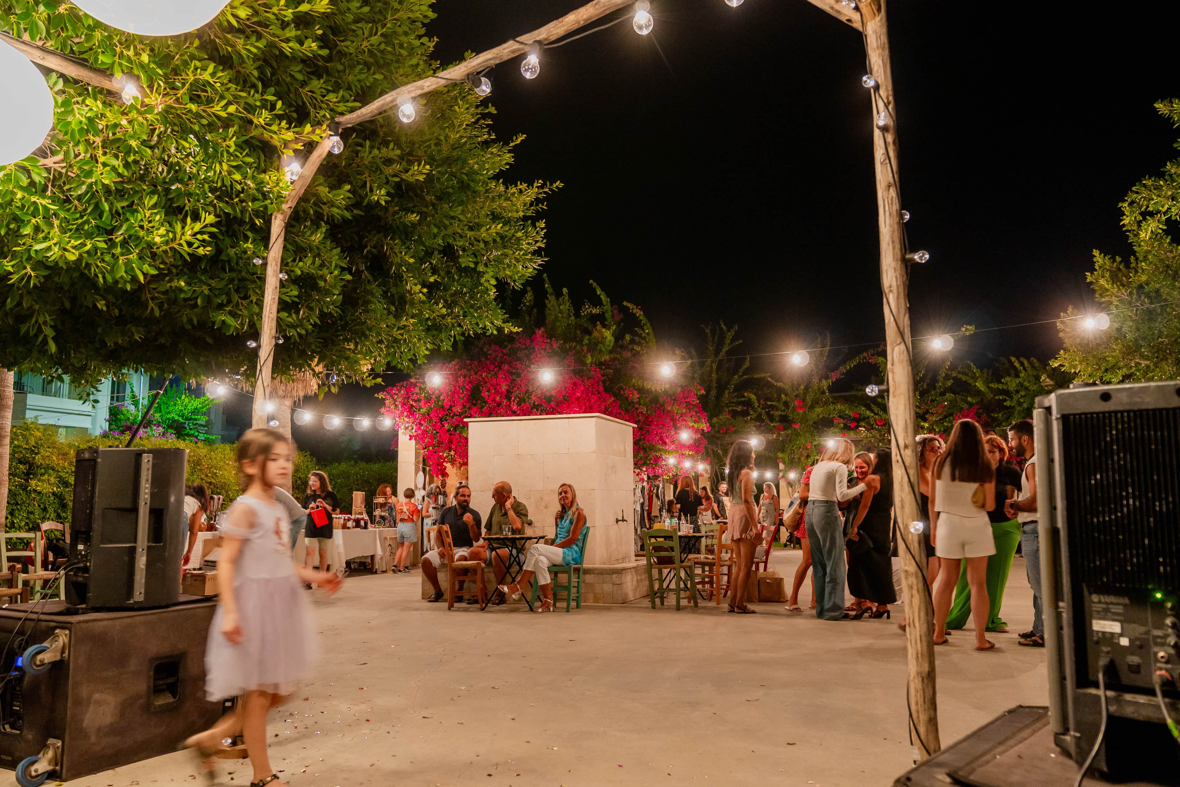 KULTUR, GENUSS, AMBIENTE: GAVE NIGHT BAZAAR